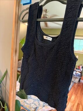 NATURAL LIFE Black Textured Scoop Neck Tank
